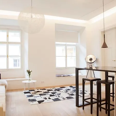 Luxury In The Heart Of Apartment